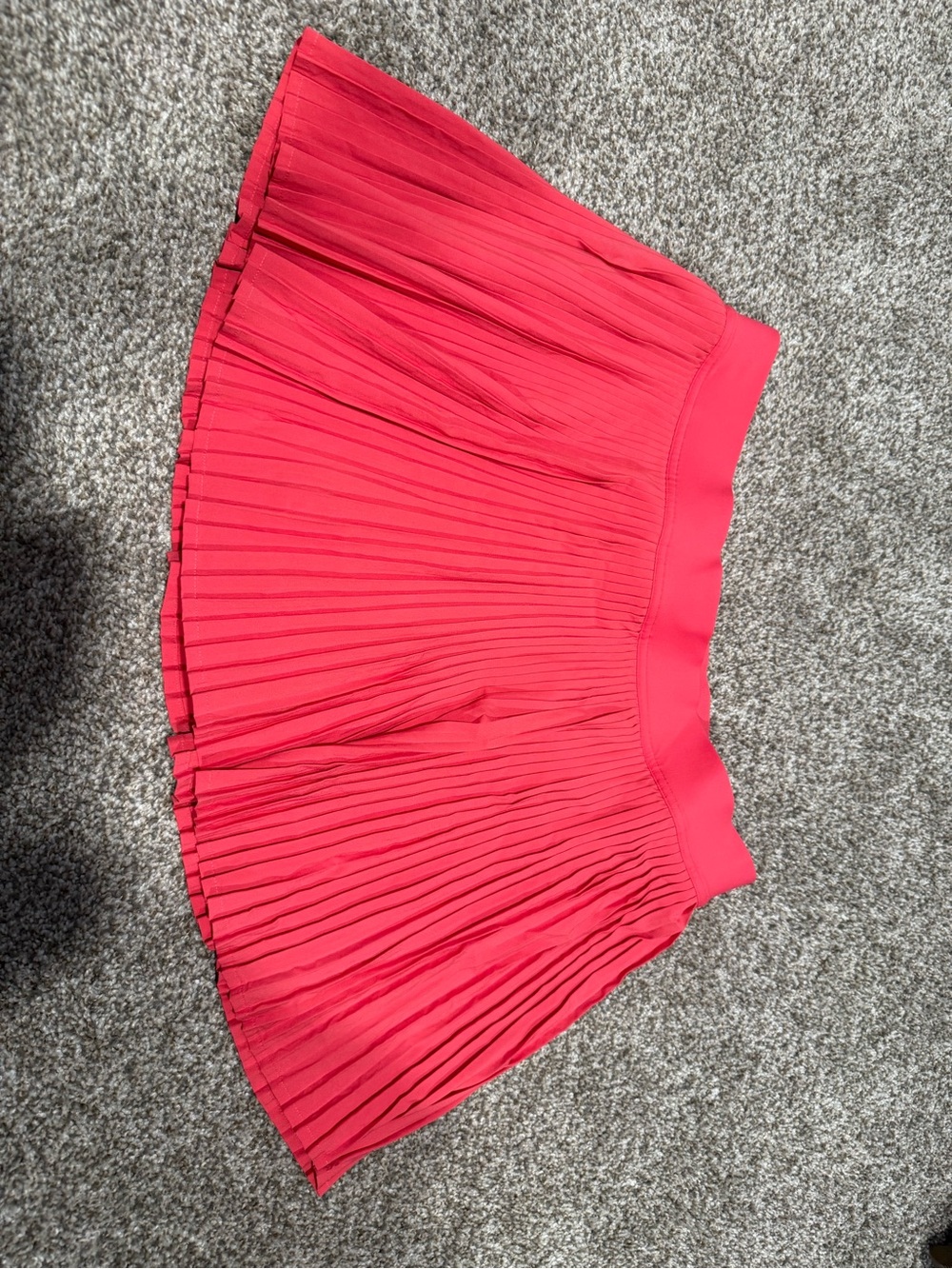 Lululemon Varsity high-rise pleated skirt